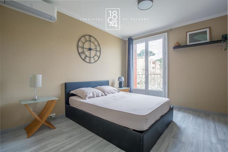 Appartement - 79 m² - 4 pièces