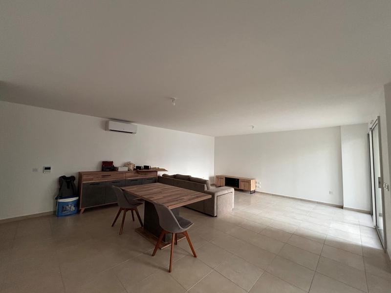 Appartement - 96 m² - 3 pièces