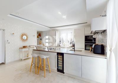 Maison - 125 m² - 6 pièces