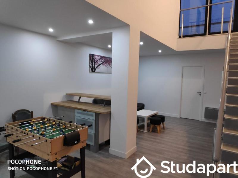 Chambre - 11 m² - 1 pièce