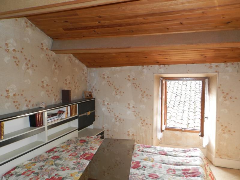 Maison - 92 m² - 6 pièces
