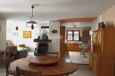 Villa - 102 m² - 5 pièces