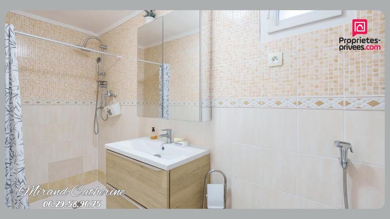 Maison - 122 m² - 6 pièces