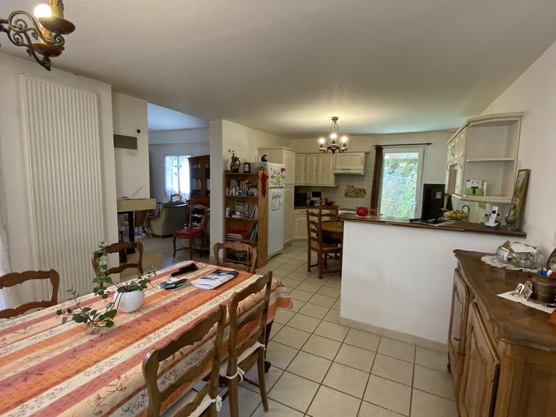 Maison - 198 m² - 8 pièces