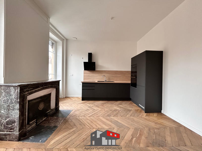 Appartement - 72 m² - 3 pièces