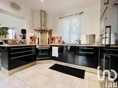 Maison - 123 m² - 4 pièces