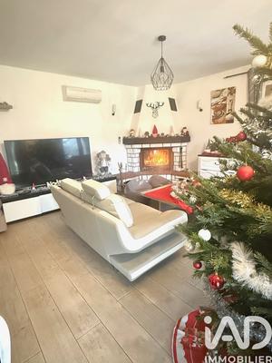 Maison - 90 m² - 3 pièces