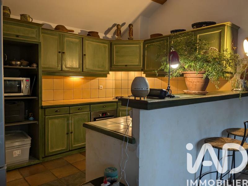 Maison - 425 m² - 11 pièces