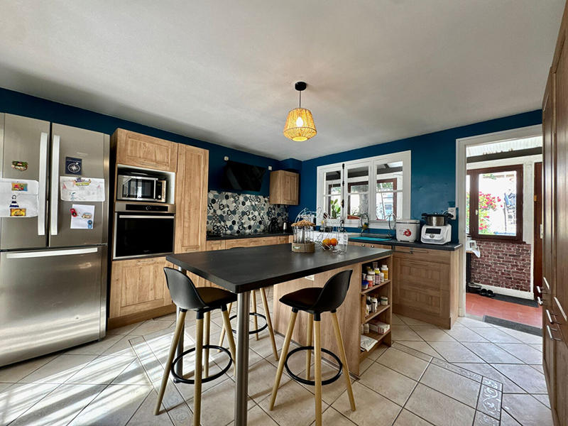 Maison - 226 m² - 8 pièces