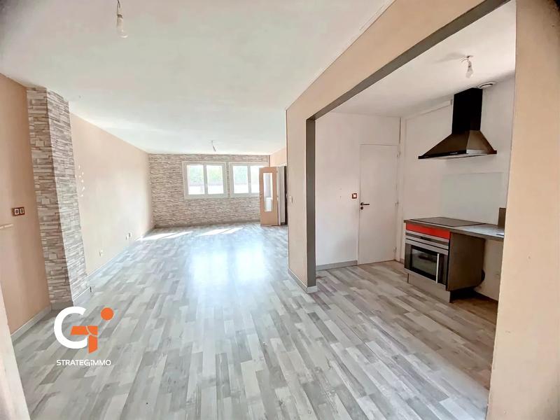 Maison - 81 m² - 5 pièces