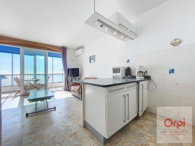 Studio - 40 m² - 1 pièce