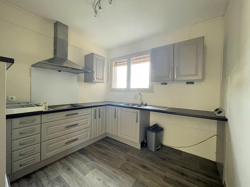 Appartement - 80 m² - 4 pièces