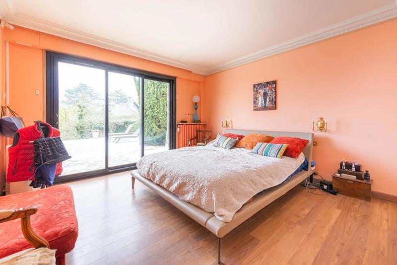 Maison - 200 m² - 8 pièces