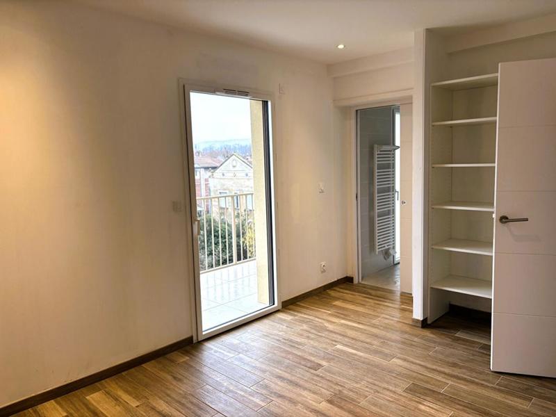Appartement - 126 m² - 5 pièces
