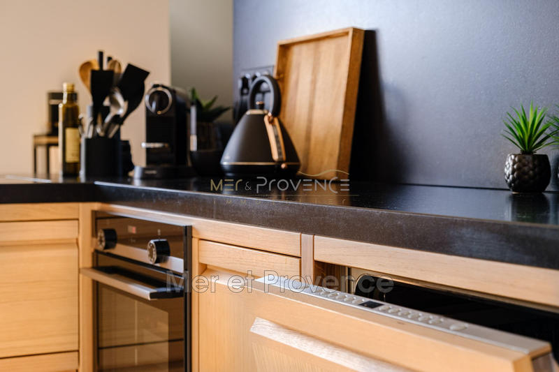 Appartement - 90 m² - 3 pièces