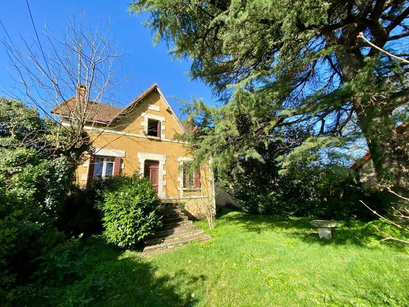 Maison - 102 m² - 5 pièces