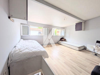 Maison - 145 m² - 9 pièces