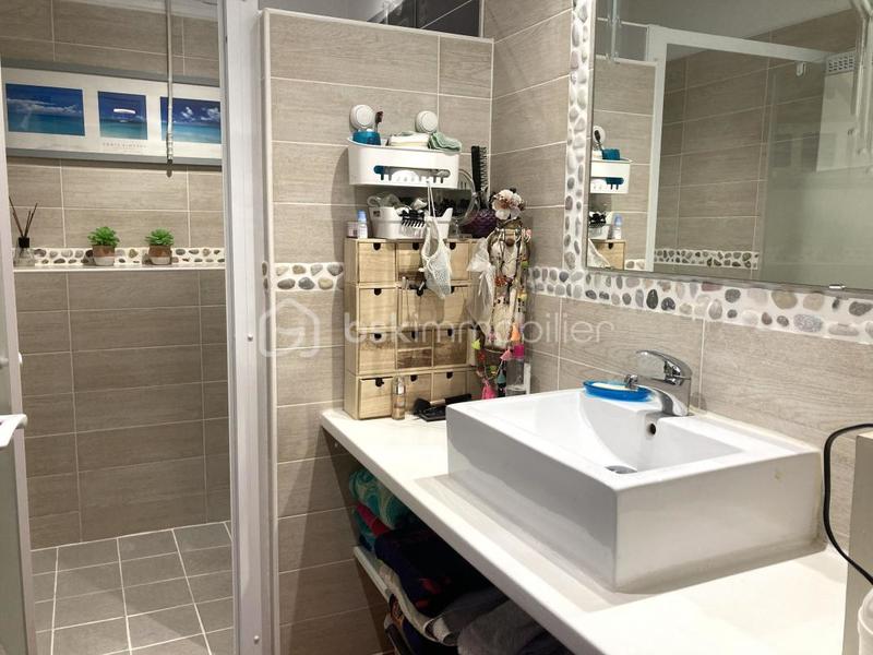 Maison traditionnelle - 104 m² - 5 pièces