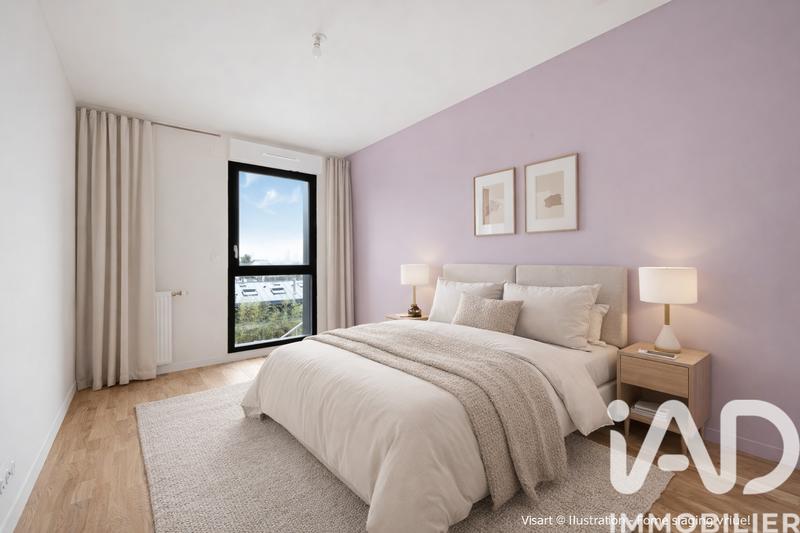 Appartement - 99 m² - 4 pièces