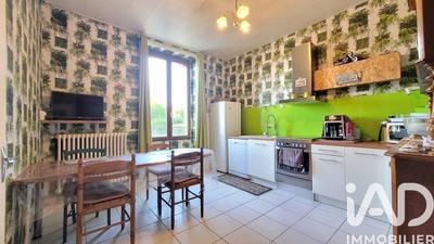 Maison - 175 m² - 7 pièces