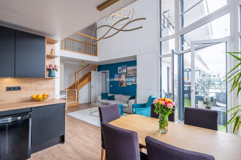 Duplex - 92 m² - 4 pièces