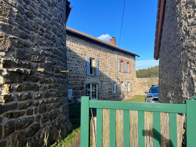 Maison - 97 m² - 4 pièces