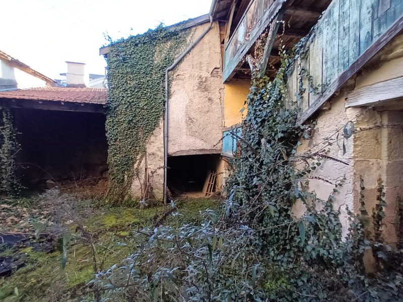 Propriété - 220 m² - 5 pièces