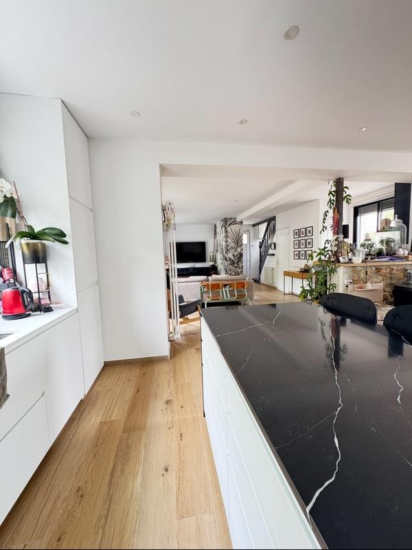 Maison - 115 m² - 6 pièces