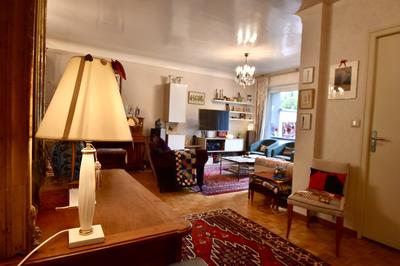 Maison traditionnelle - 149 m² - 6 pièces