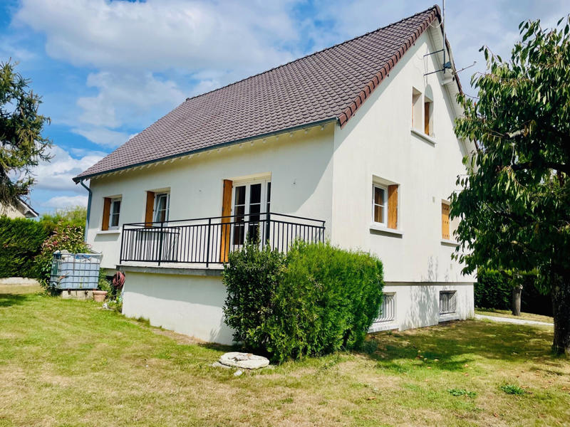 Maison - 130 m² - 8 pièces