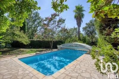 Maison - 143 m² - 6 pièces