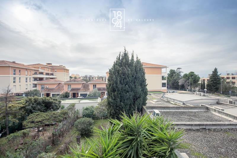 Appartement - 89 m² - 5 pièces