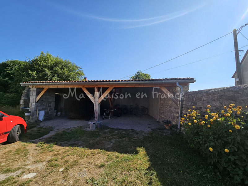 Maison - 318 m² - 8 pièces