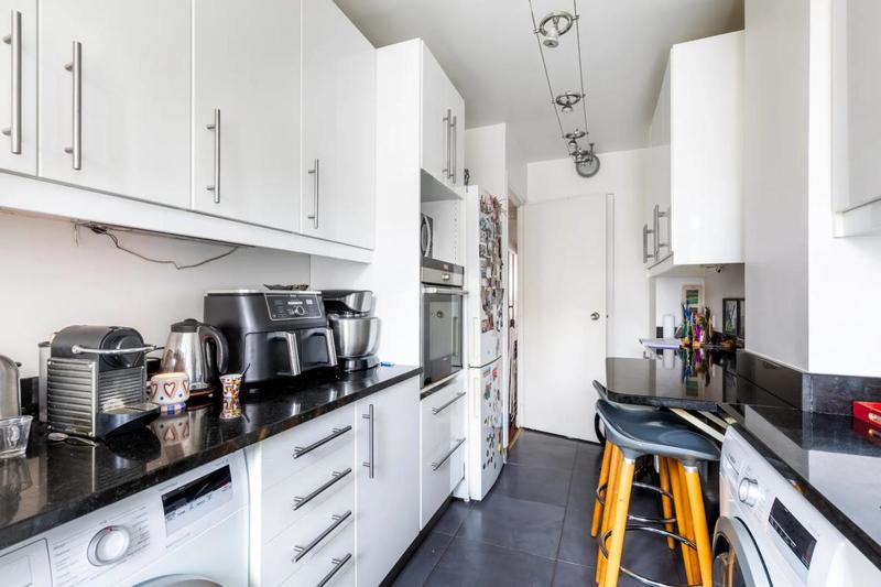 Appartement - 94 m² - 4 pièces