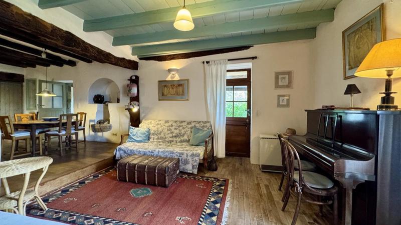 Maison - 150 m² - 8 pièces