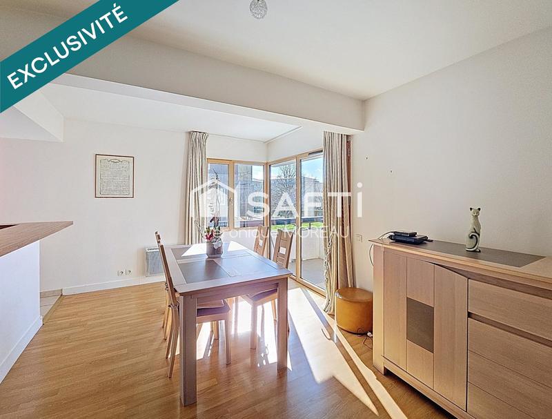 Appartement - 93 m² - 4 pièces