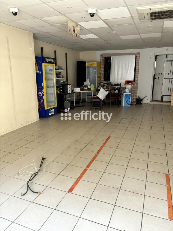 Bureau - 125 m² - 4 pièces