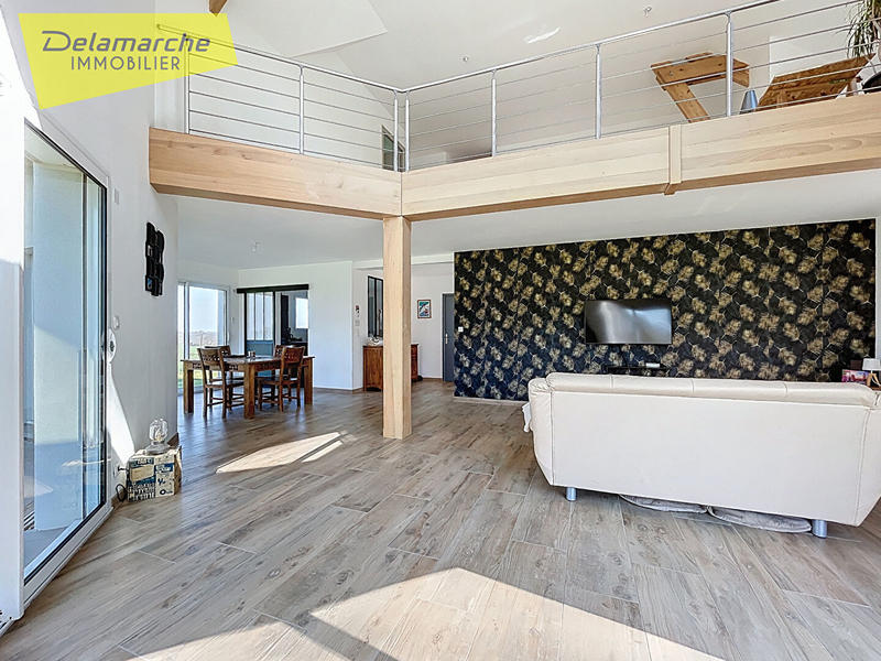 Maison - 187 m² - 7 pièces