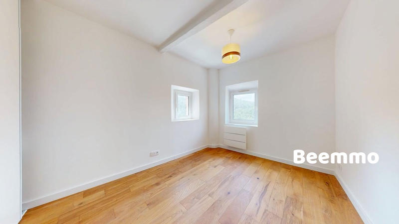 Appartement - 75 m² - 4 pièces