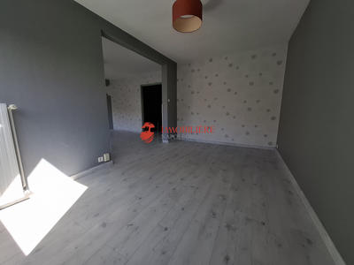 Appartement - 77 m² - 3 pièces
