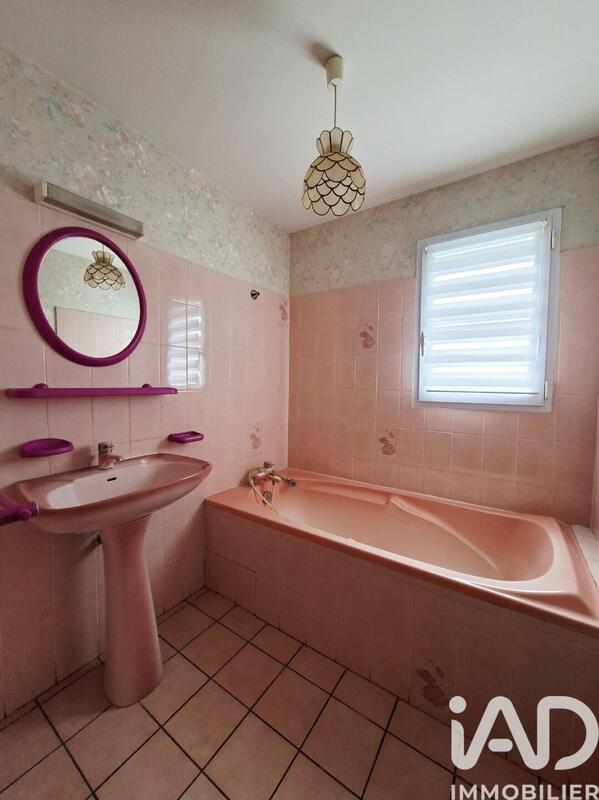 Maison - 105 m² - 4 pièces