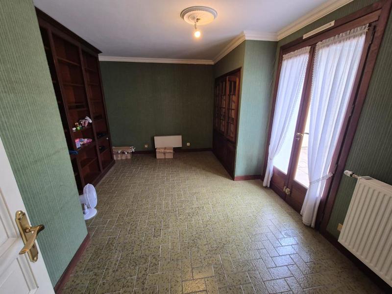 Maison - 460 m² - 14 pièces