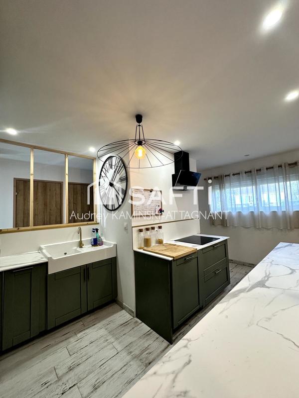 Maison - 115 m² - 8 pièces