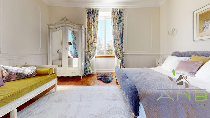 Maison ancienne - 206 m² - 7 pièces