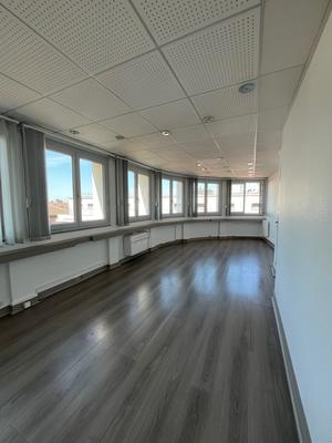 Bureau - 50 m² - 3 pièces