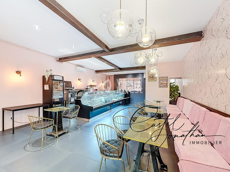 Local commercial - 134 m²