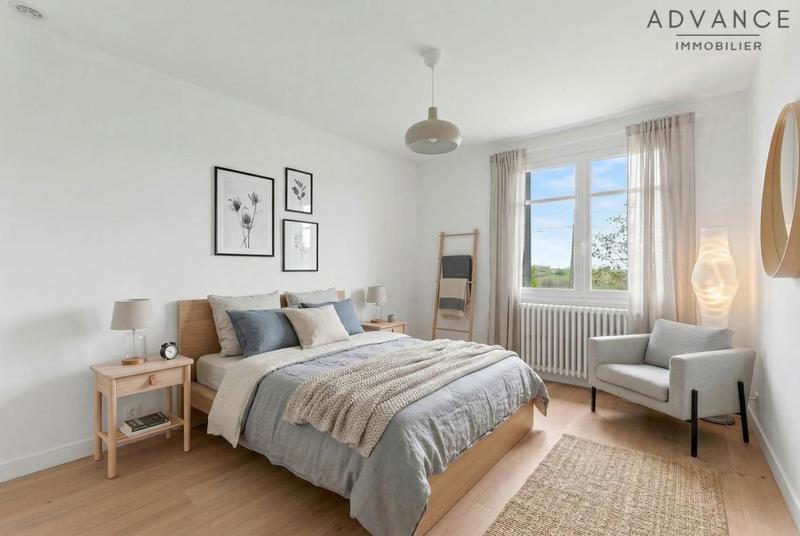 Maison - 195 m² - 8 pièces