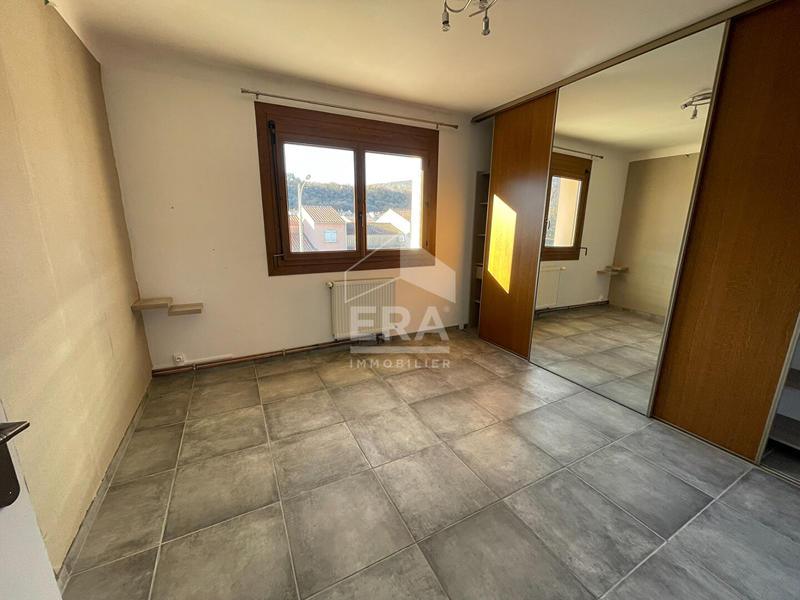 Local commercial - 845 m² - 17 pièces