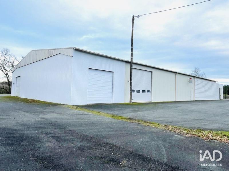 Local commercial - 1 100 m²