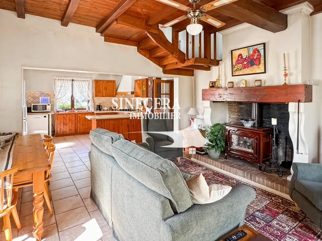 Maison - 157 m² - 4 pièces